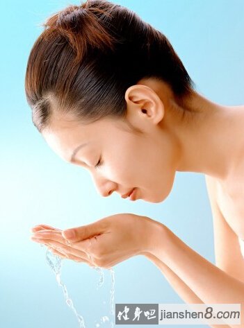 冷、温水交替洗脸