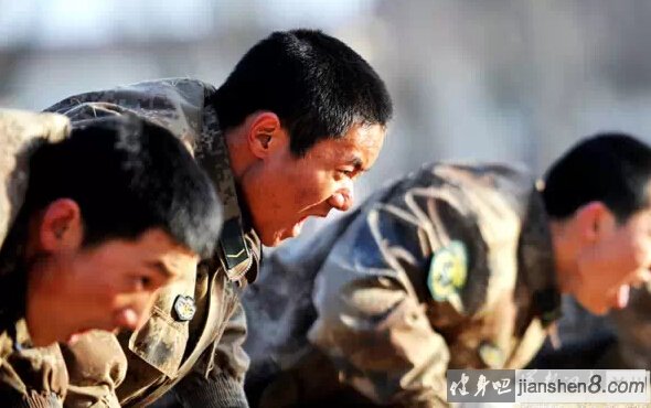 匆匆那几年，兵哥在体能训练中参透人生