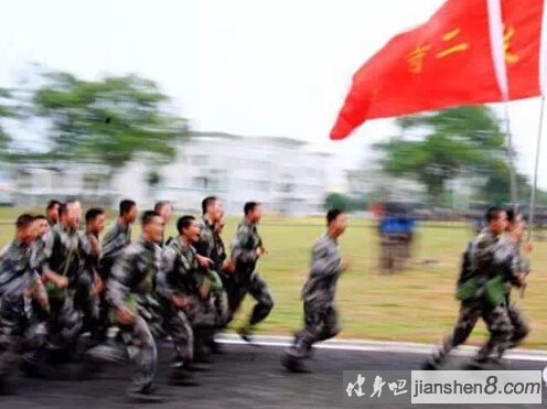 匆匆那几年，兵哥在体能训练中参透人生