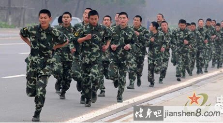 匆匆那几年，兵哥在体能训练中参透人生