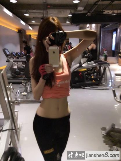 D奶“健身女神杨甯“健身美图视频