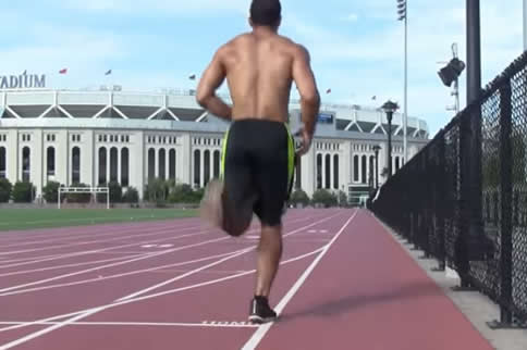 慢跑减肥可以瘦大腿肌肉吗 慢跑和快跑哪个更瘦腿